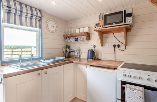 Louth Cottage | THE NOOK, pet friendly, with a garden in Louth