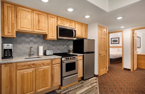 Downtown Steamboat Springs Hotel | The Nordic Lodge