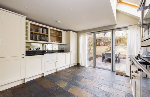 Queen's Park House | The North Kensington Cottage No 2