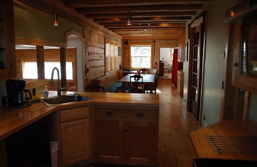 Grand Marais Cabin | The North Shore Fisherman's Cabin- historic