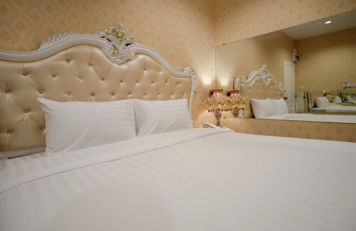 Lat Krabang Hotel | The O-Zone Airport Inn