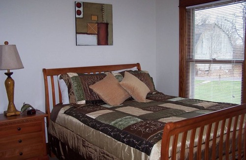 North Rose Cabin | The Oak Park Inn @ Oak Park Marina & Resort~ The Ultimate Vacation Getaway!