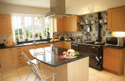 All Stretton House | The Oaks