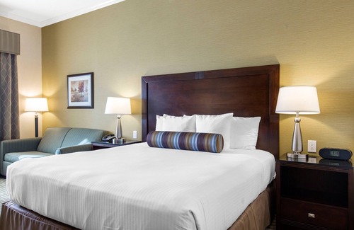 Paso Robles Hotel | The Oaks Hotel Paso Robles