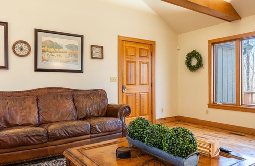 Rising Fawn House | The Oakwood House on Lookout Mountain