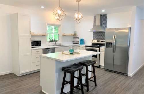 Cookeville House | The Oasis-by Downtown, I-40 & Lake. Wooded view