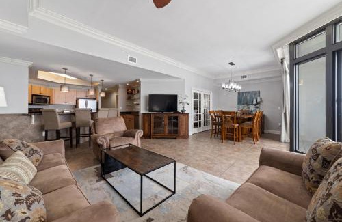 Orange Beach Hotel | The Oasis By Liquid Life