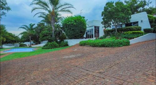 Hartbeespoort Apartment | The Oasis