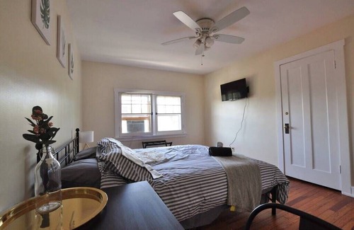 Hyde Park Apartment | The Observatory Hydeaway