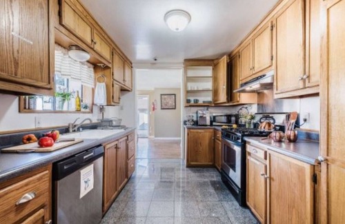 Brea House | The OC Delight with a Private Entrance & Parking