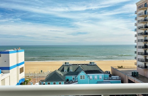 Northeast Virginia Beach Apartment | The Ocean Key Virginia Beach Resort