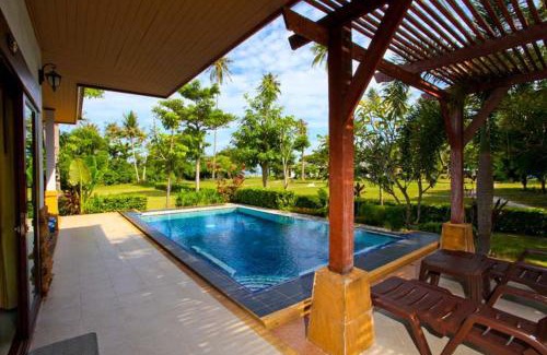 Hua Thanon Resort | the ocean resort samui