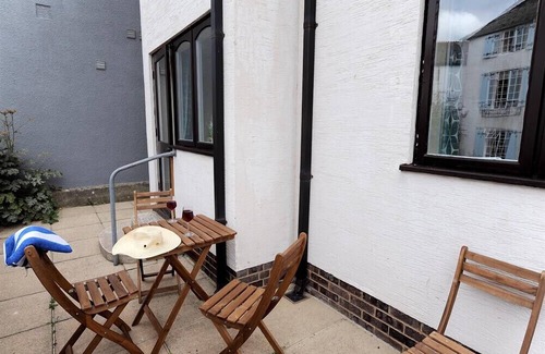 Lyme Regis House | The Old Bakehouse
