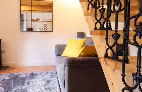 Manod House | THE OLD BAKERY, pet friendly, character holiday cottage in Penmachno