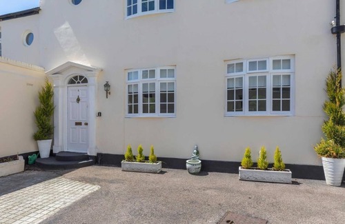 Kemptown House | The Old Brewery House 2 Double Bedrooms Parking