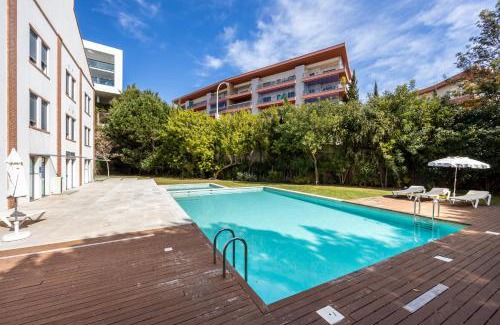 Telheiro Apartment | The Old Brick Factory