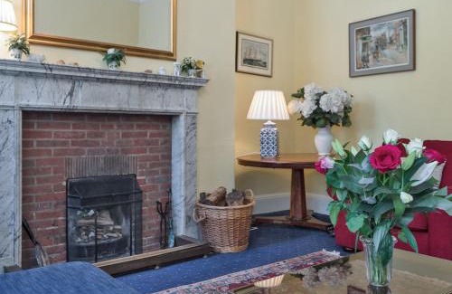 Holt House | The Old Butler's House