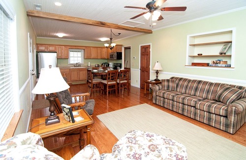 Franklin House | The Old Campbell Farm - a charming slice of 1884 history with a modern twist