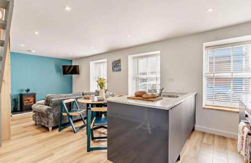 Aberaeron House | The Old Coach House - Aberaeron