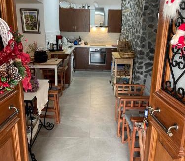 Kalopanayiotis House | The Old Coffeehouse