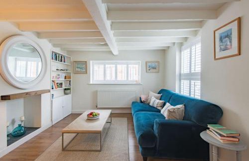 Deal House | The Old Cottage