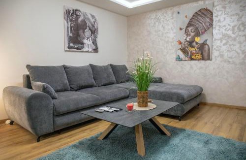 Savamala Apartment | The Old Courtyard