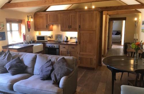 Thorndon House | The Old Cow Shed