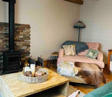 Darlington House | The Old Dairy Cottage