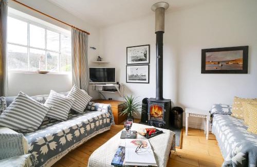 Mousehole House | The Old Exchange