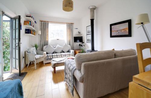 Mousehole House | The Old Exchange
