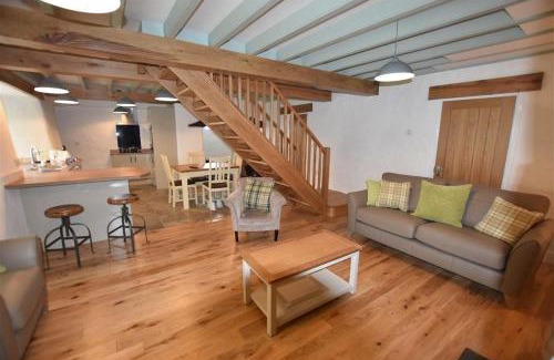 St Brides House | The Old Farmhouse Kitchen
