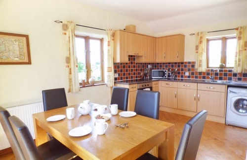 Haverfordwest Cottage | THE OLD GRANARY, pet friendly, character holiday cottage in Spittal