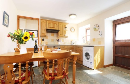 Launceston Cottage | THE OLD GRANARY, pet friendly, with a garden in Polyphant