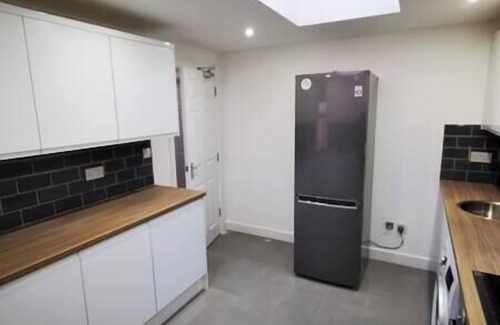 Streatham Apartment | The Old Guest House - R5, The Old Guest House - R5