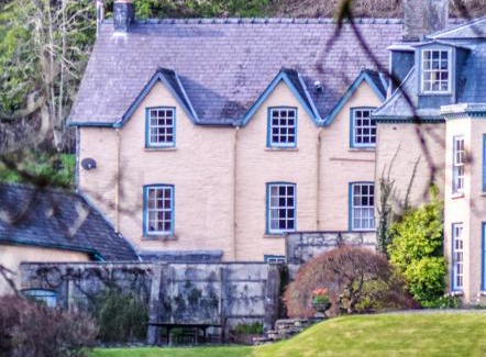 Llanwrtyd Wells Apartment | The Old House, Llwyn Madoc