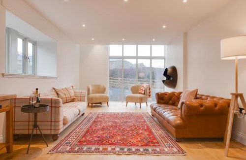 Rock House | The Old Mill