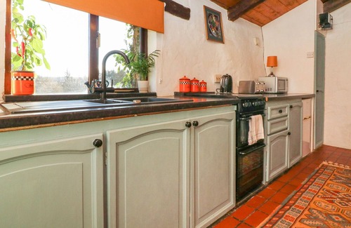 Okehampton House | THE OLD MILL, pet friendly, character holiday cottage in Bridestowe