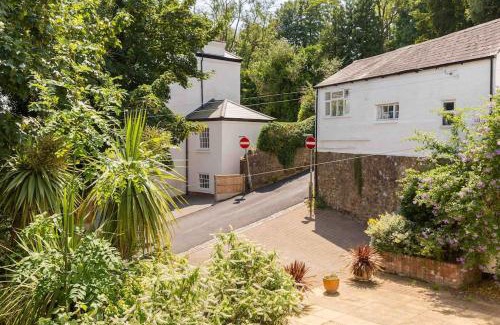 Malvern Apartment | The Old Morgan Period 3 Bed Duplex