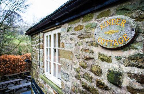 Edale Cabin | The Old Nag's Head