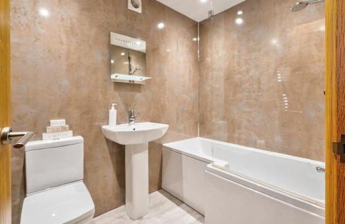 Bolton Le Sands Apartment | The Old Paper-shop, WiFi, Sleeps 4 & Pet Friendly