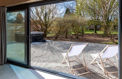Etchinghill House | The Old Piggery