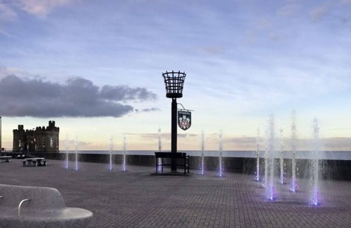 Withernsea House | 👮🏼‍♀️ The old police house with hot tub by the sea 🌊