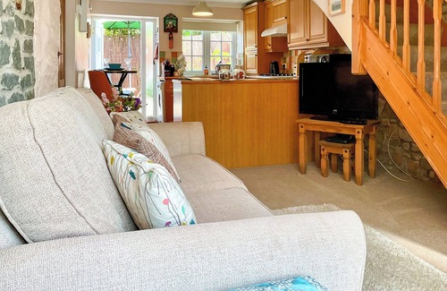 Axbridge Cottage | The Old Post House Annex - UK50190