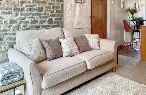 Axbridge House | The Old Post House - Uk50190