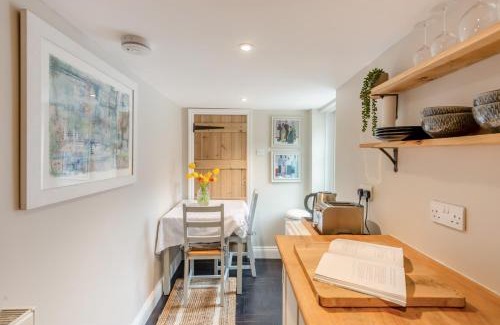 West Ilsley House | The Old Post Office