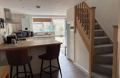 Axbridge House | The Old Posthouse Barn nCosy one bedroom Barn conversion