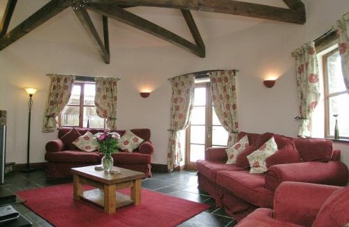 Hartland House | The Old Roundhouse