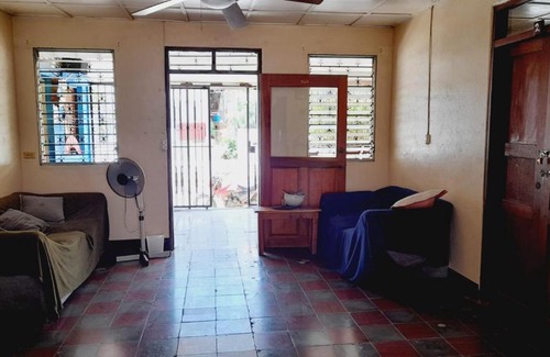 San Juan del Sur House | The Old School