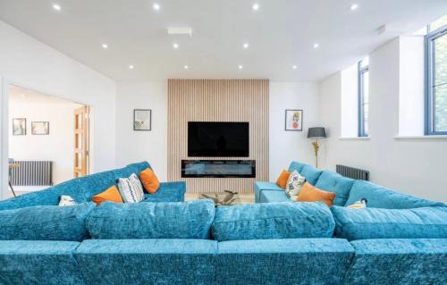 New Forest District Ski Chalet | The Old School Sleeps 14