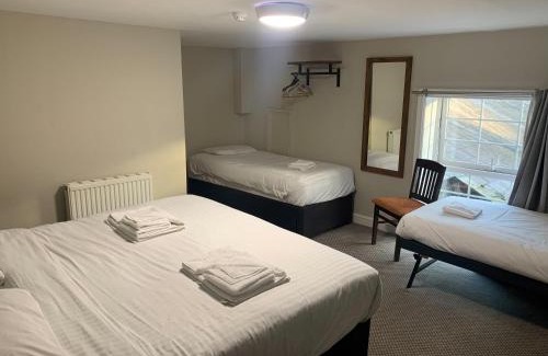 Dorchester Ski Chalet | The Old Ship Inn